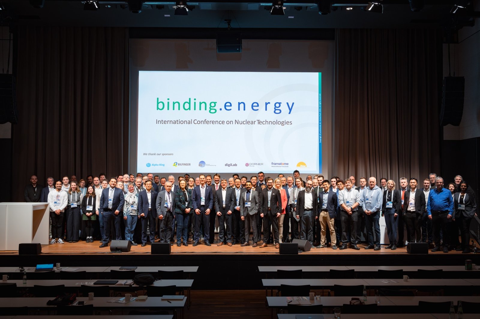 Nuclear professionals in conversation at binding.energy