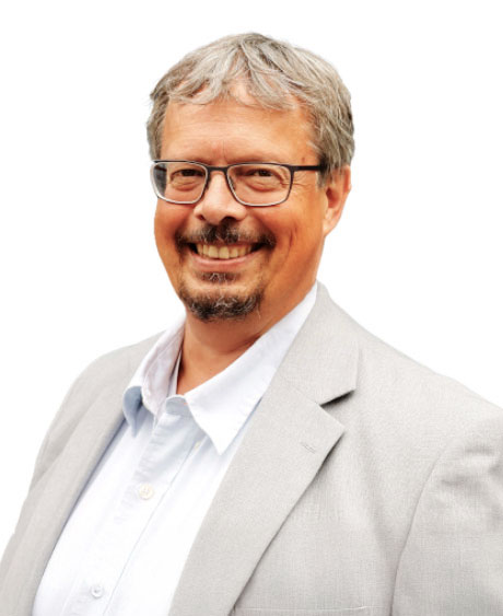 Portrait of Prof. Dr. Markus Roth, laser and plasma physicist, CSO of Focused Energy, speaking at binding.energy about building the first laser fusion power plant